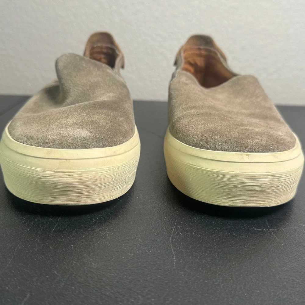 Frye Veacon Mens Grey Suede Slip On Sneakers Leather Trim Taupe Low Top 7.5
